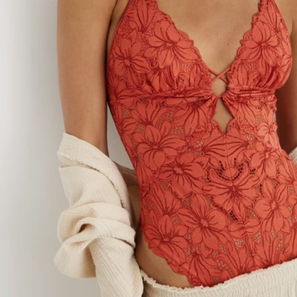 NWT Aerie Beach Daze Lace Bodysuit Coral - S (Closet closing permanently 5/15!)